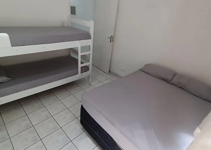 Apartamento Térreo - 40m da Praia - Enseada - Guarujá